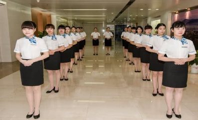 提升社交禮儀與自身修養(yǎng) 會(huì)展服務(wù)從業(yè)者的進(jìn)階指南