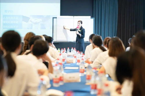 解鎖高端人脈圈 寧波資深獵頭、85后CEO與禮儀管理專家聯(lián)袂，助力會(huì)展服務(wù)新飛躍